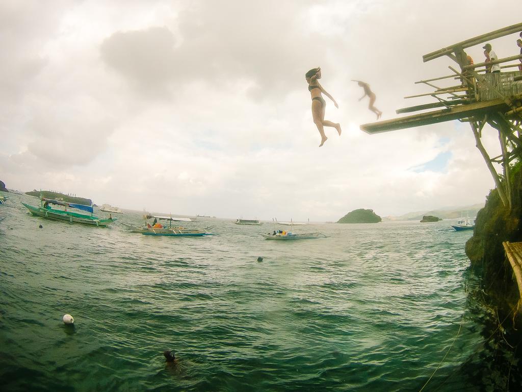 Jeepney Hostel And Kite Resort Balabag  Extérieur photo