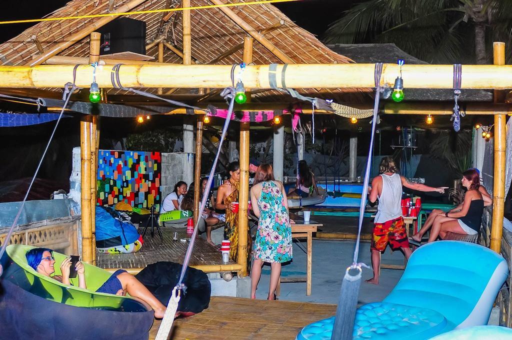 Jeepney Hostel And Kite Resort Balabag  Extérieur photo